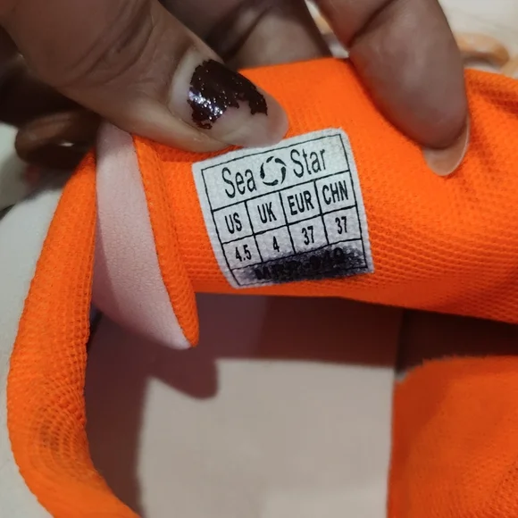 Super funky shoes - Picture 3 of 6